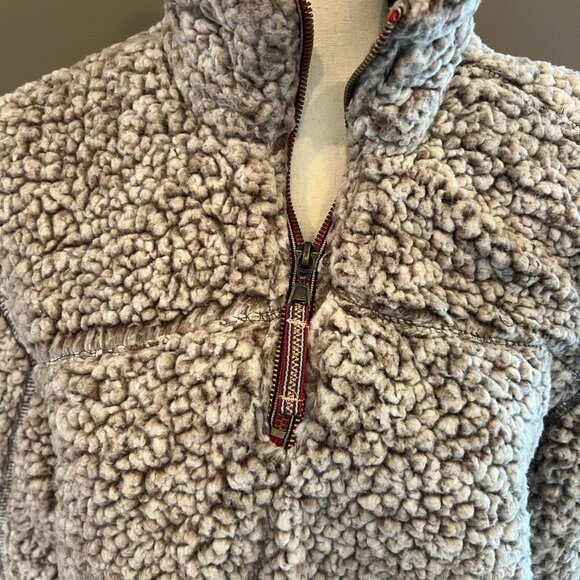 Alpine Sherpa Jacket, Light tan & Brown with 1/4 zip at chest, Size Large - Picture 2 of 8